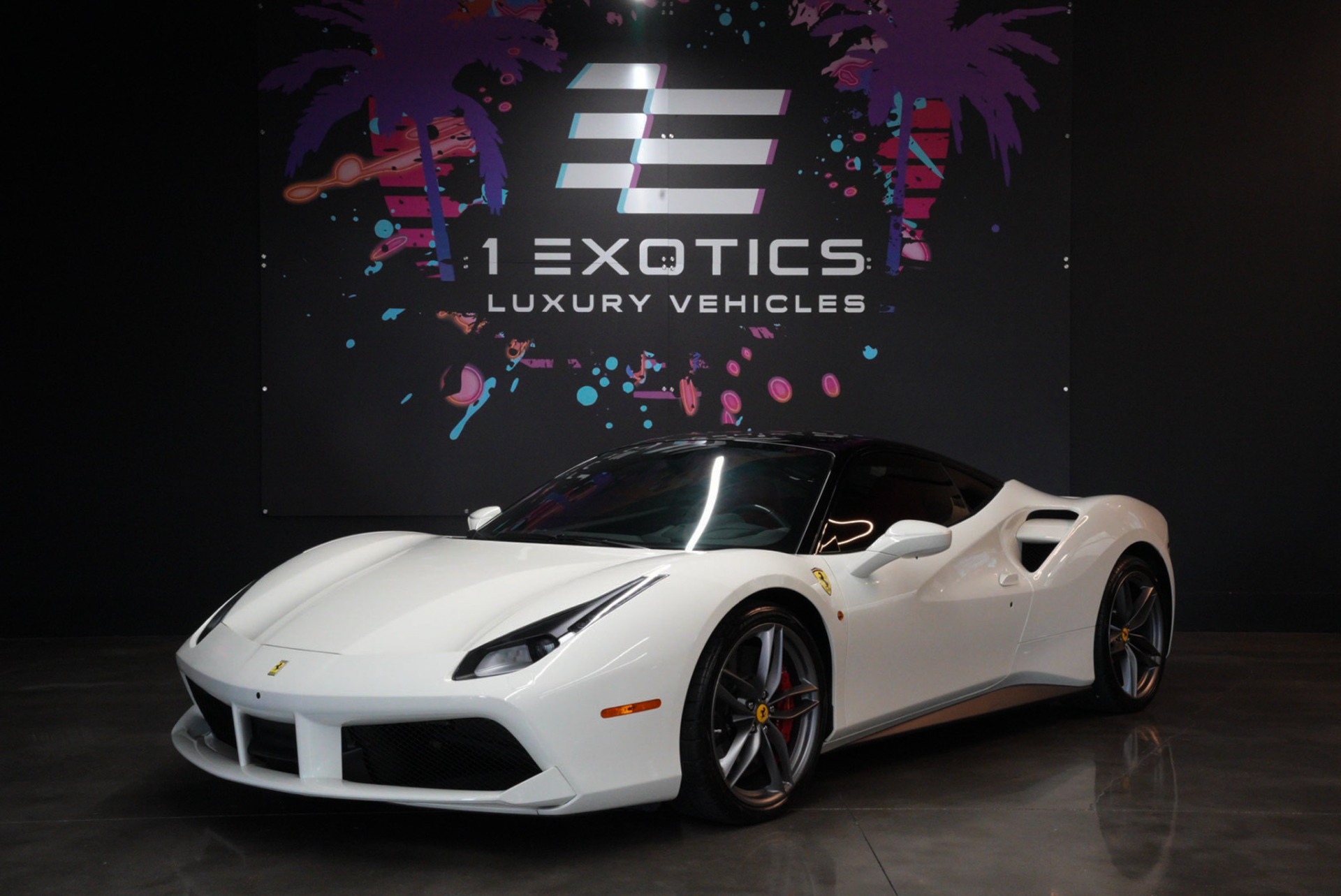 Bianco Avus 2018 Ferrari 488 Coupe Rear-Wheel Drive 7-Speed Automatic