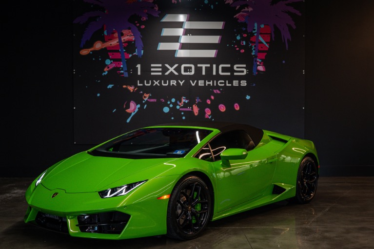 Used 2018 Lamborghini Huracan LP 580-2 Spyder for sale $259,813 at One Exotics Luxury Vehicles LLC in Tampa FL