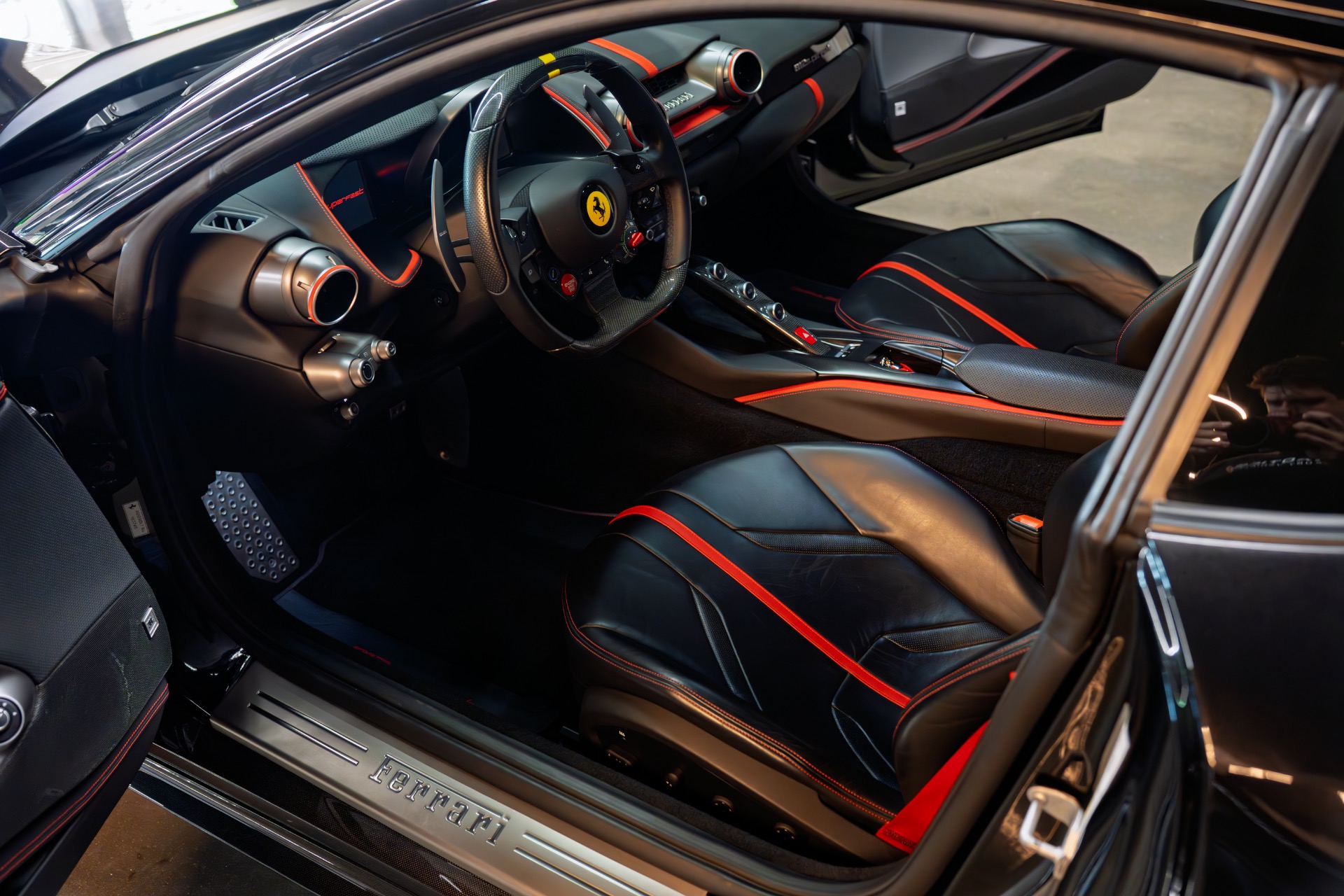 2019 Ferrari 812 Superfast photo 4
