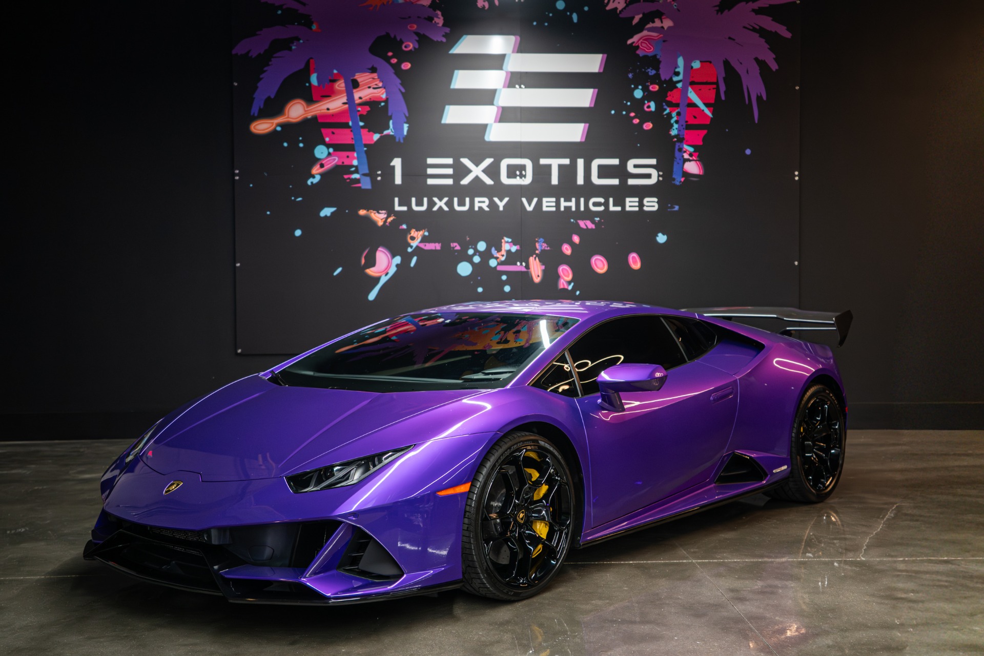 Used 2022 Lamborghini Huracan Evo 640-4 AWD Rare Viola on Yellow